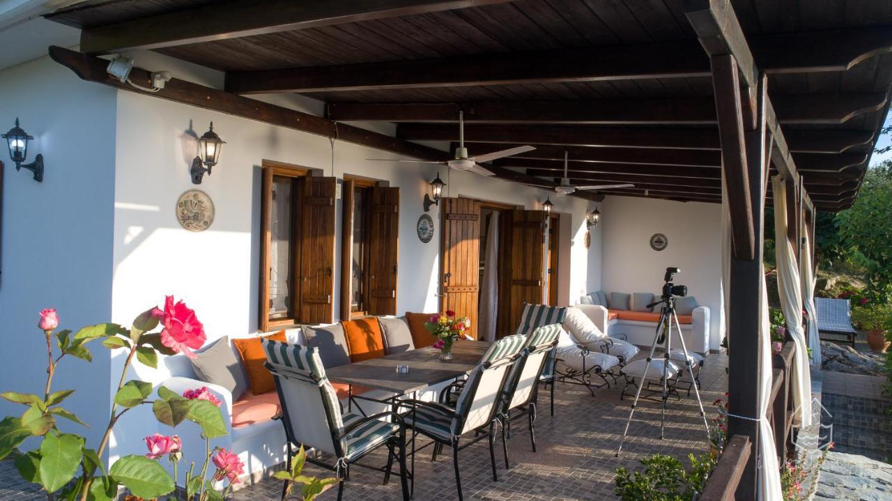 House Of The Rising Sun Villa Хорефто Екстериор снимка