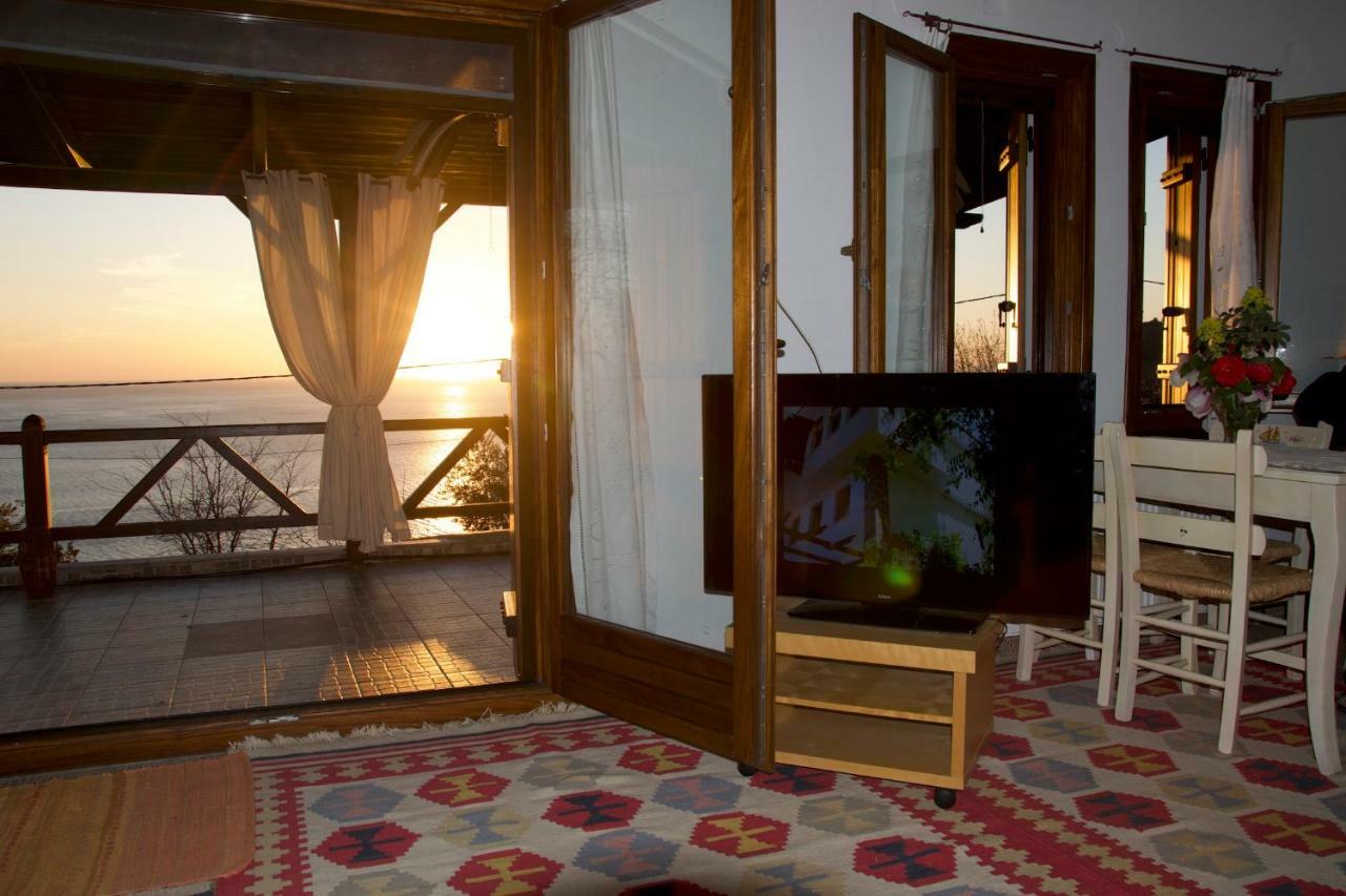 House Of The Rising Sun Villa Хорефто Екстериор снимка